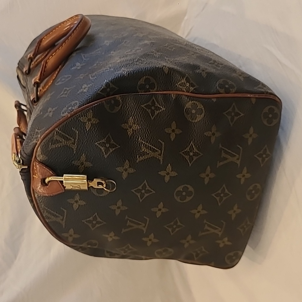 LOUIS VUITTON 1985 VINTAGE MONOGRAM CANVAS SPEEDY 40 BAG WITH LOCK& KEY #304 - Picture 11 of 17